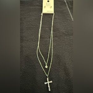 !it’s SENSE Silver Double Layer Cross Necklace